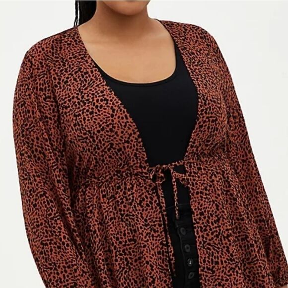 Torrid Cheetah Crepe Tie Front Kimono - Picture 3 of 10